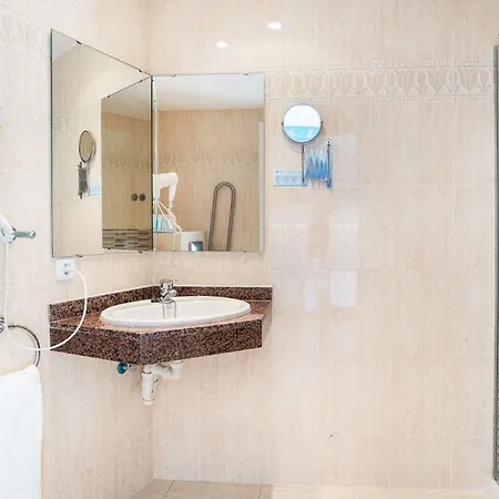 Hotell Thb Dos Playas - Adults Only Cala Ratjada (Mallorca)
